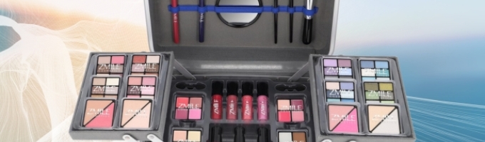 Beauty Case ZMILE Traveller da 87 pezzi